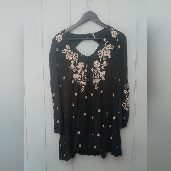 Free People Sweet Tennessee Embroidered Dress Tunic Top Black Size Small - Picture 2 of 10